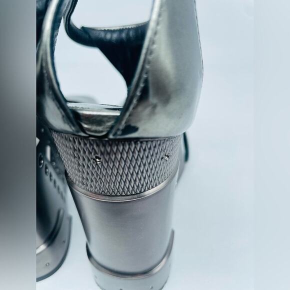 Prada Metallic Grey T Strap Metal Embossed Wedge Sandals Runway 2014 EU 37.5 - Picture 14 of 16